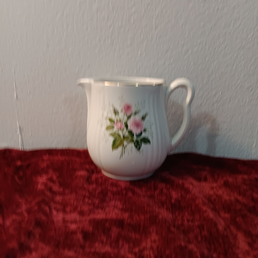 Vintage Hall Kitchenware.Pitcher